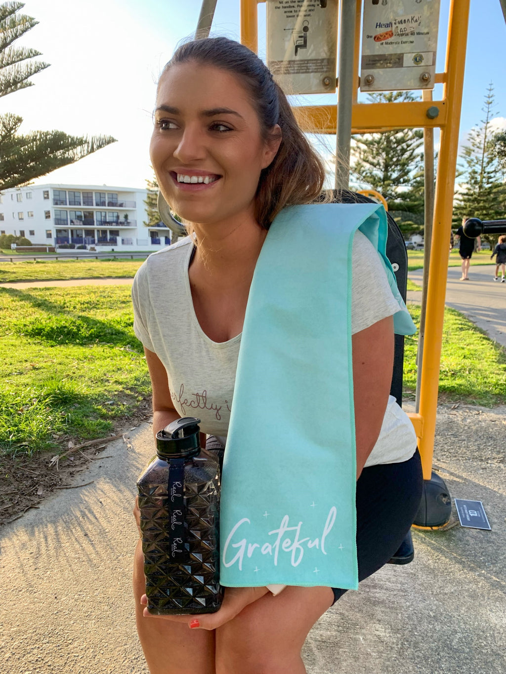 Real Active ‘Grateful’ Gym Towel 6